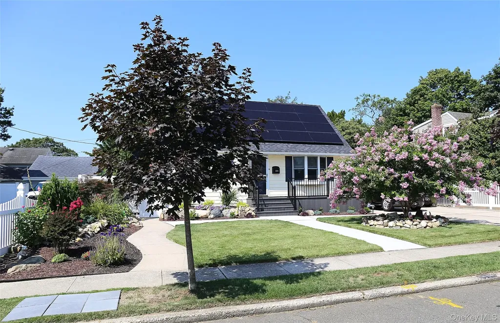 1300 Lakeside Drive Wantagh NY 11793