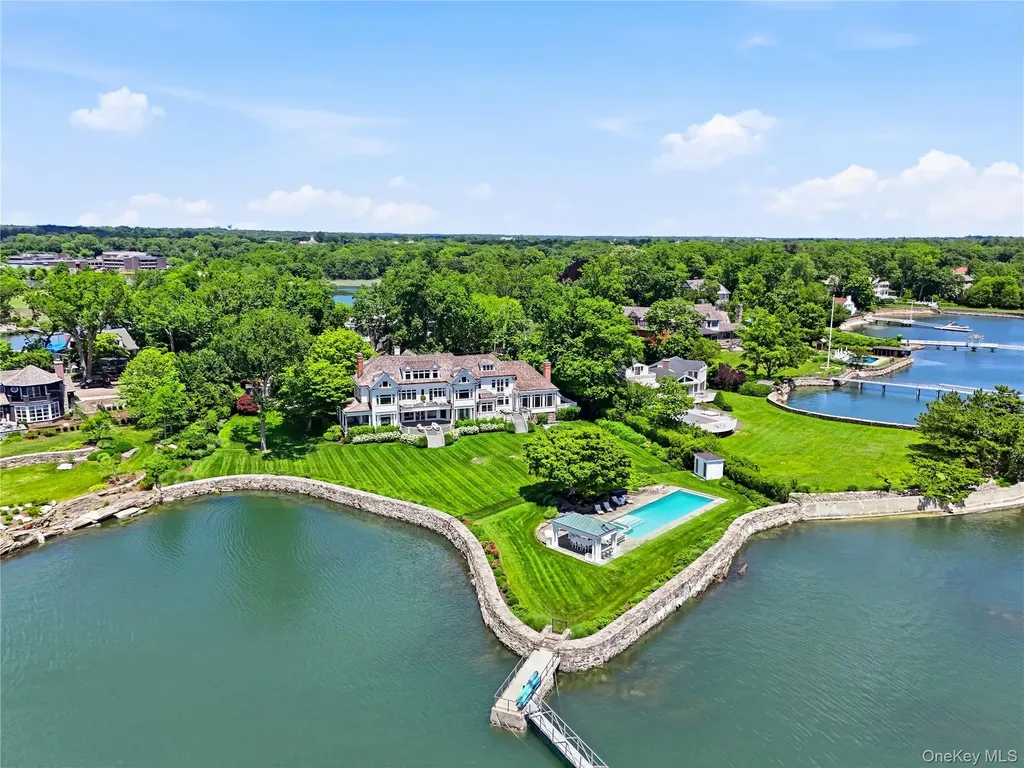 217 Hommocks Road Larchmont NY 10538