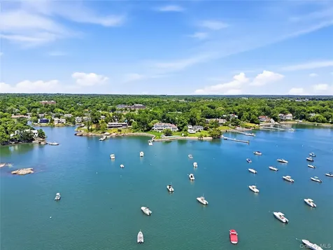 217 Hommocks Road Larchmont NY 10538