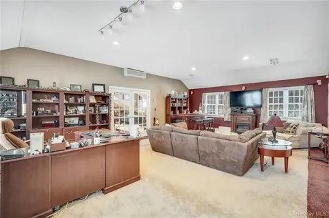 49 Woodcrest Drive Hopewell Junction NY 12533