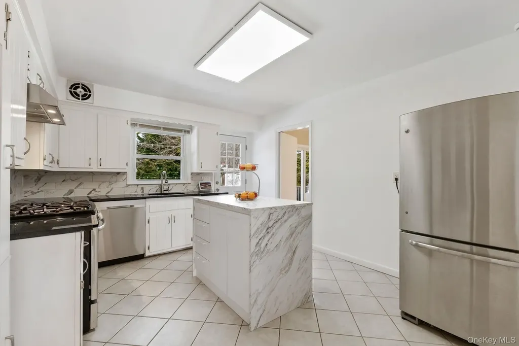15 Meadow Place Rye NY 10580
