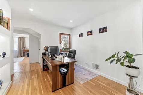 719 Wilmot Road Scarsdale NY 10583