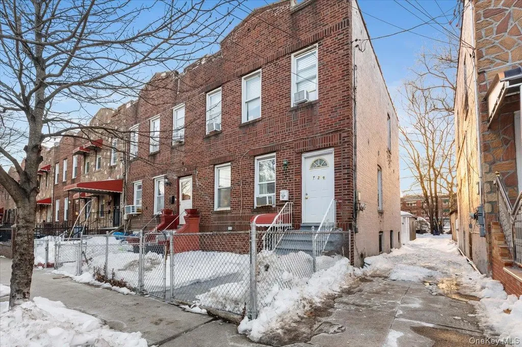 729 Taylor Avenue Bronx NY 10473
