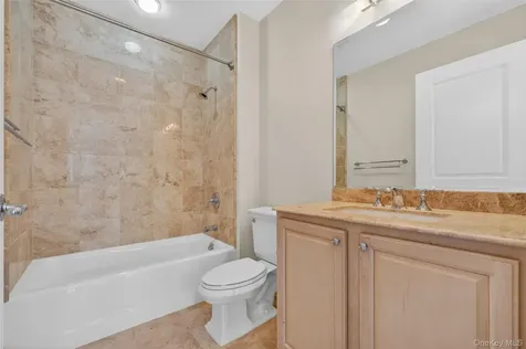319 Trump Park Shrub Oak NY 10588