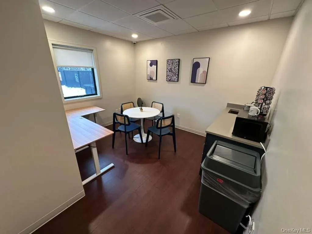1015 Cedar Lane Woodmere NY 11598
