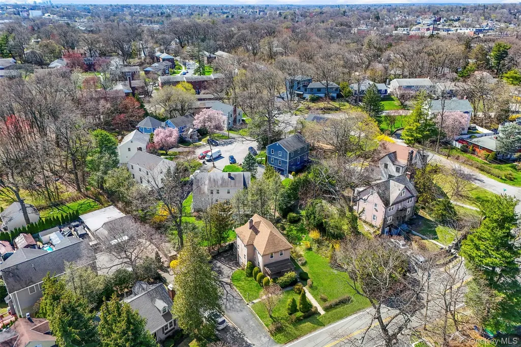 10 Harrison Drive Larchmont NY 10538