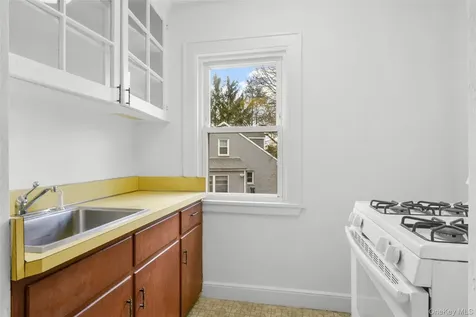 10 Harrison Drive Larchmont NY 10538