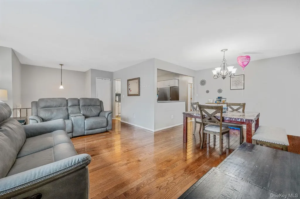 94 Harrison Avenue Bethpage NY 11714