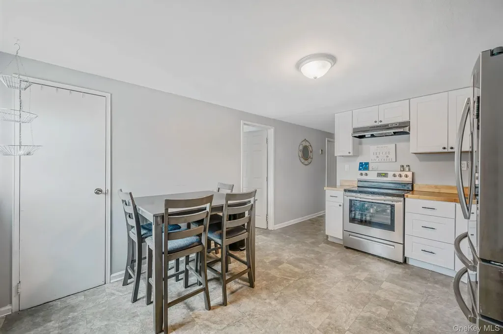 94 Harrison Avenue Bethpage NY 11714