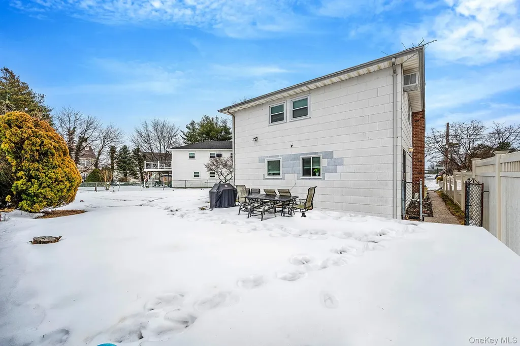 94 Harrison Avenue Bethpage NY 11714