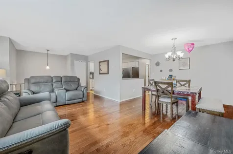 94 Harrison Avenue Bethpage NY 11714