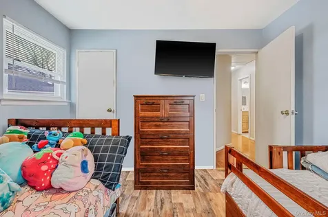 94 Harrison Avenue Bethpage NY 11714
