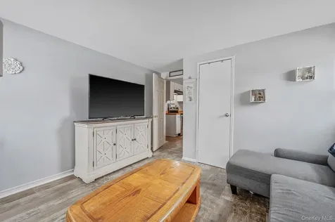 94 Harrison Avenue Bethpage NY 11714