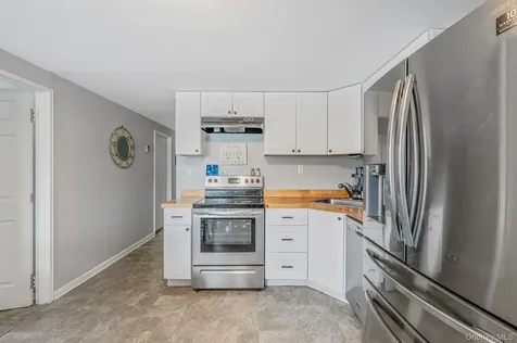 94 Harrison Avenue Bethpage NY 11714