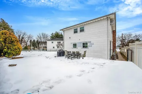 94 Harrison Avenue Bethpage NY 11714