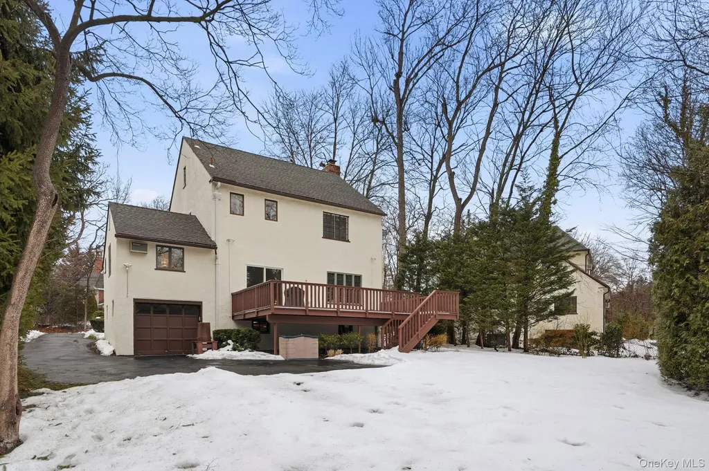 36 Farley Road Scarsdale NY 10583
