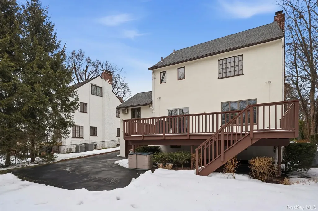 36 Farley Road Scarsdale NY 10583