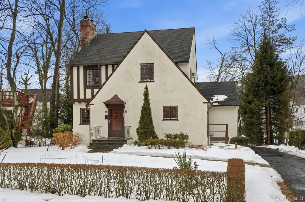 36 Farley Road Scarsdale NY 10583