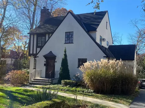 36 Farley Road Scarsdale NY 10583