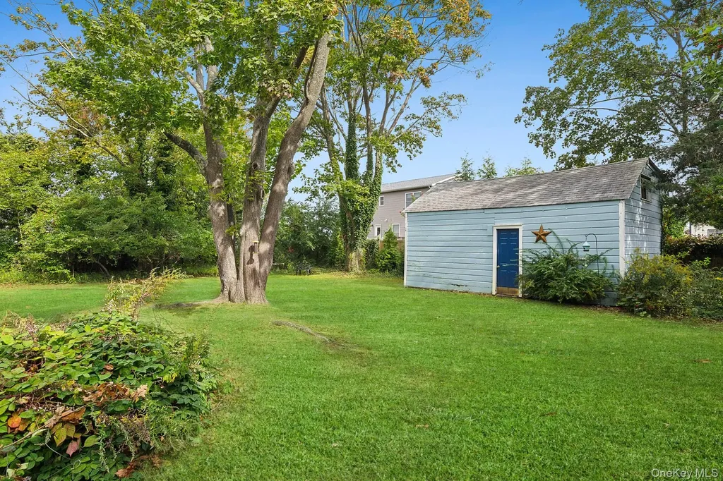 East Quogue NY 11942