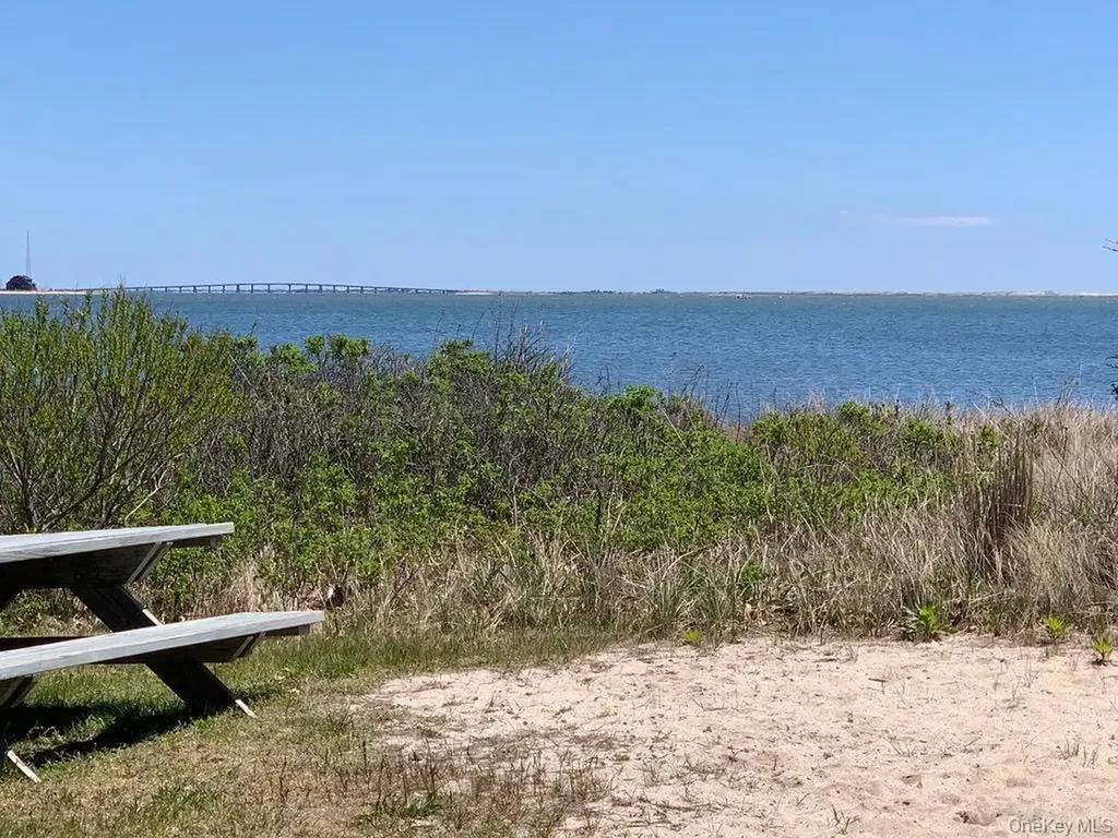 East Quogue NY 11942