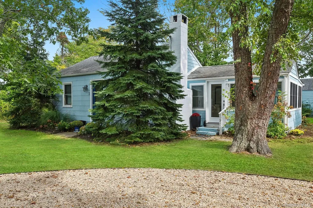 East Quogue NY 11942