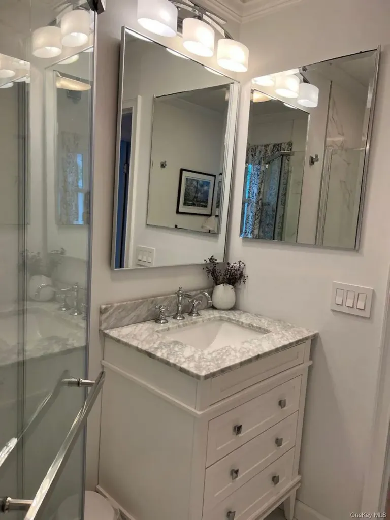 East Quogue NY 11942