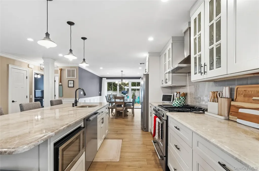 41 Weidner Avenue Oceanside NY 11572