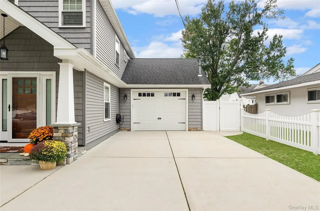41 Weidner Avenue Oceanside NY 11572
