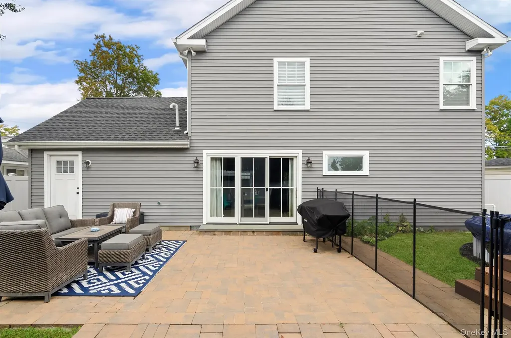 41 Weidner Avenue Oceanside NY 11572