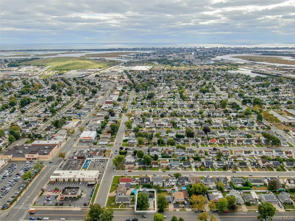 41 Weidner Avenue Oceanside NY 11572