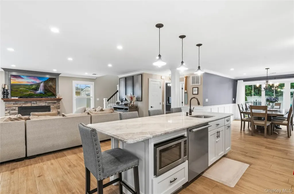 41 Weidner Avenue Oceanside NY 11572