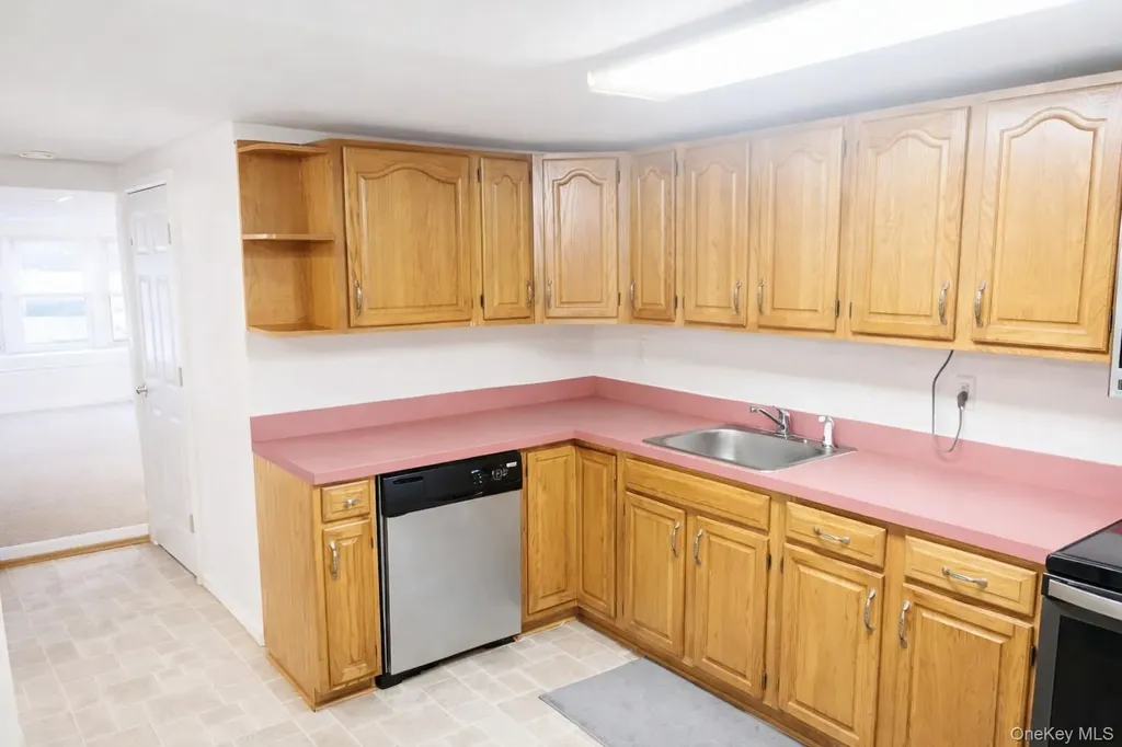 178 Adirondack Drive Selden NY 11784