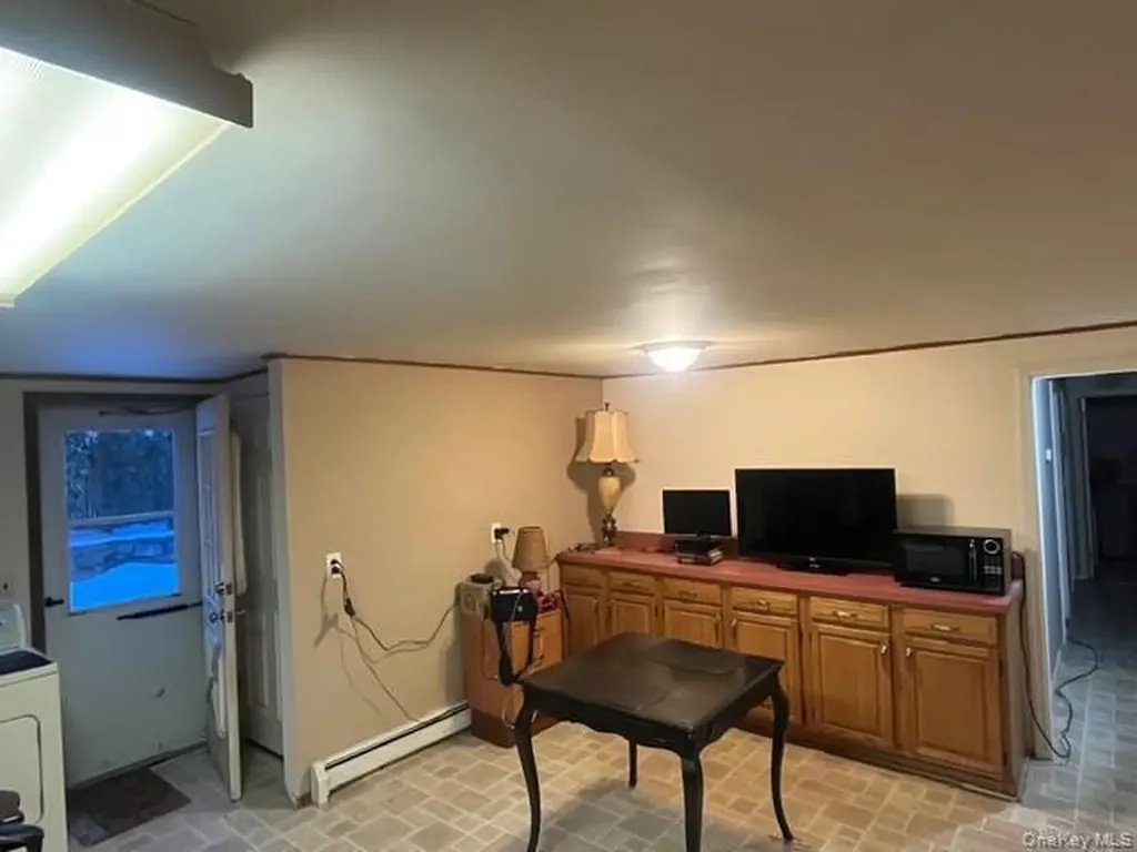 178 Adirondack Drive Selden NY 11784