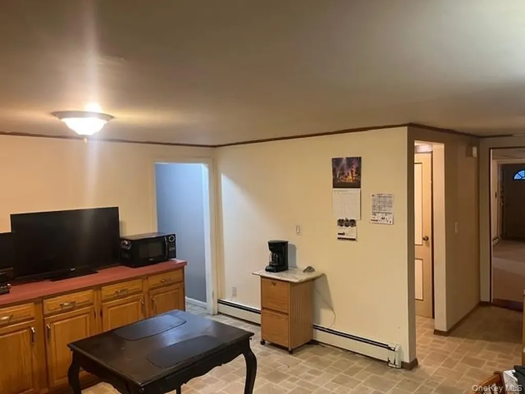 178 Adirondack Drive Selden NY 11784
