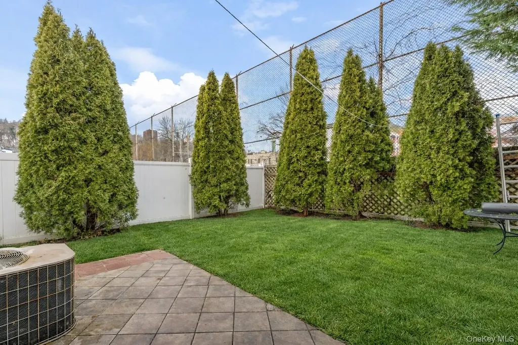 43 Pierce Street Staten Island NY 10304