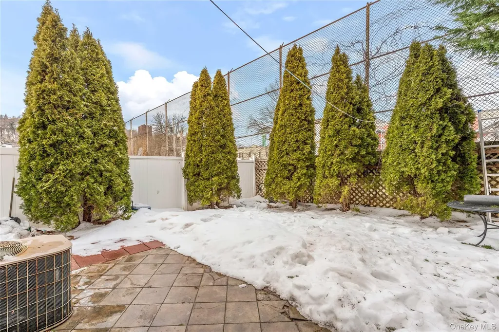 43 Pierce Street Staten Island NY 10304