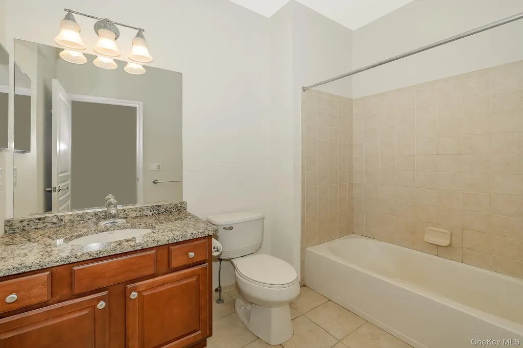 196 Somerset Drive Massapequa NY 11758
