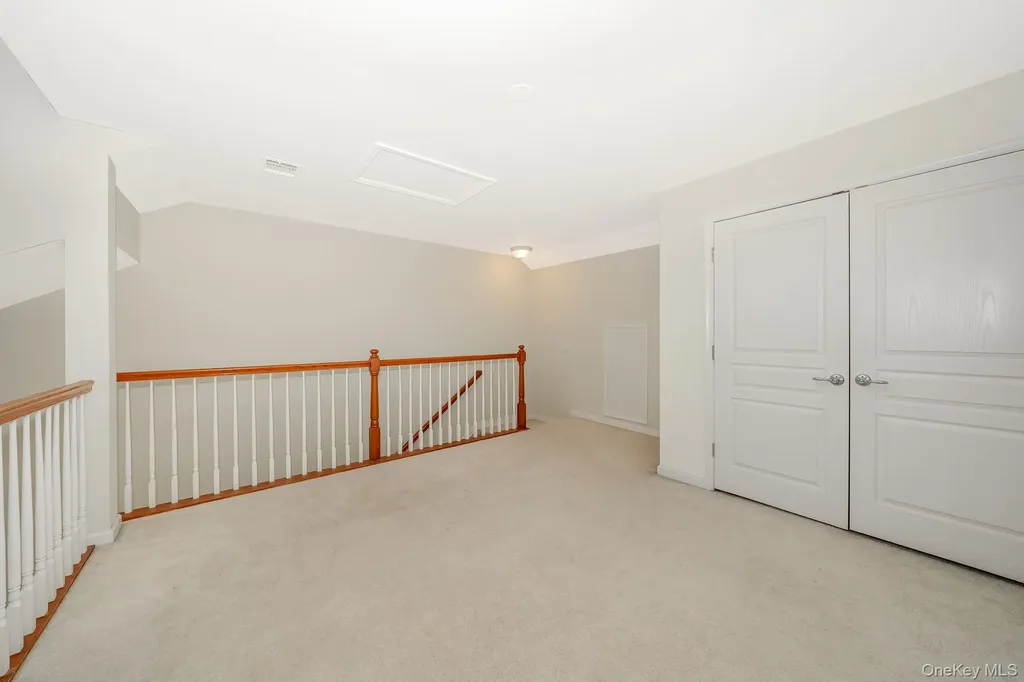 196 Somerset Drive Massapequa NY 11758