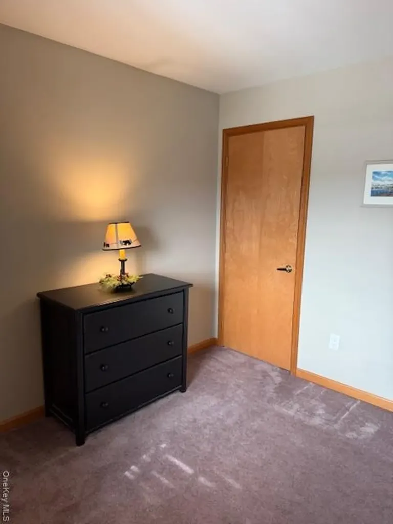 4 Grapevine Place Poughkeepsie NY 12603