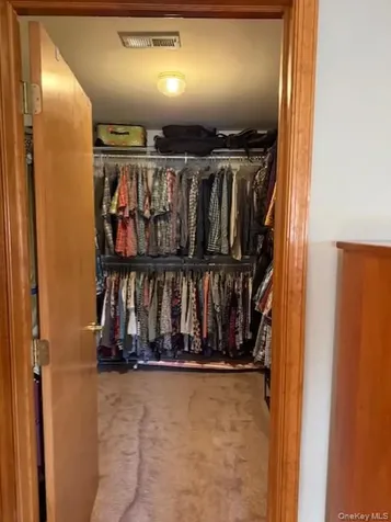 4 Grapevine Place Poughkeepsie NY 12603