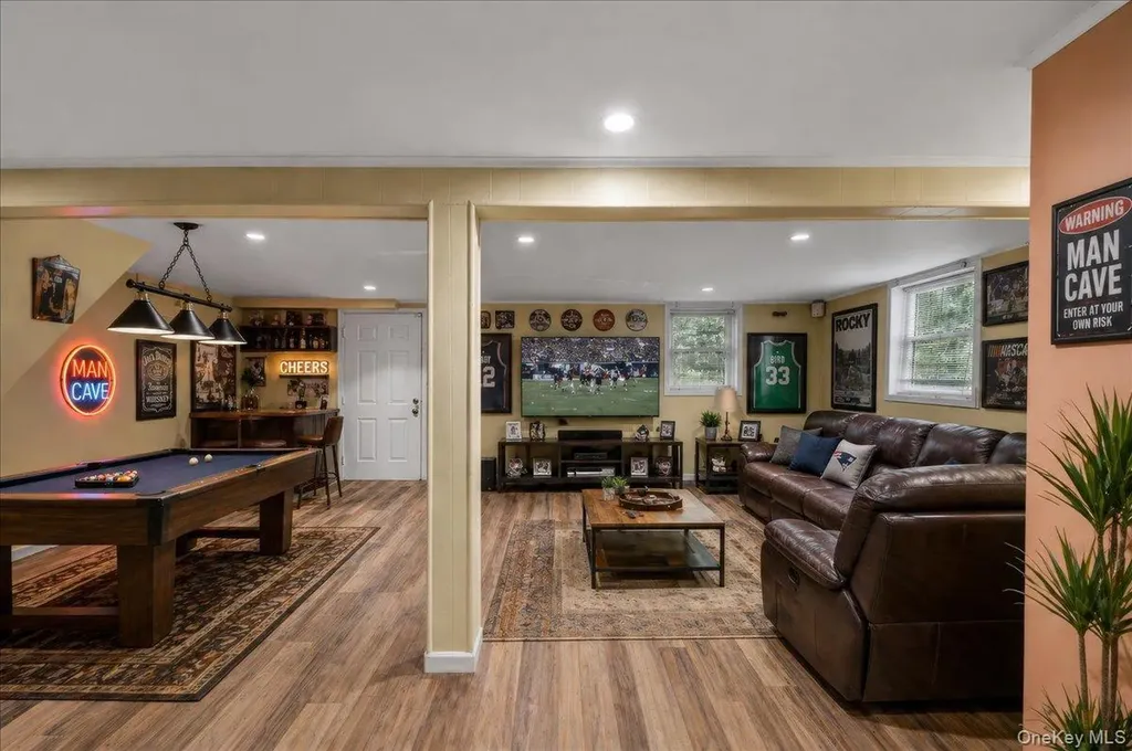39 Harding Drive New Rochelle NY 10801