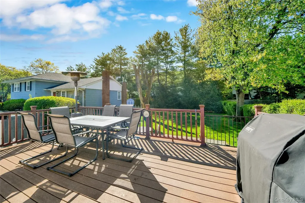 39 Harding Drive New Rochelle NY 10801