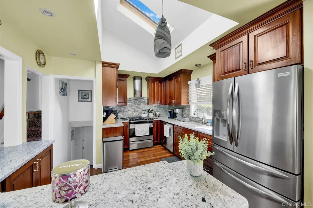 39 Harding Drive New Rochelle NY 10801