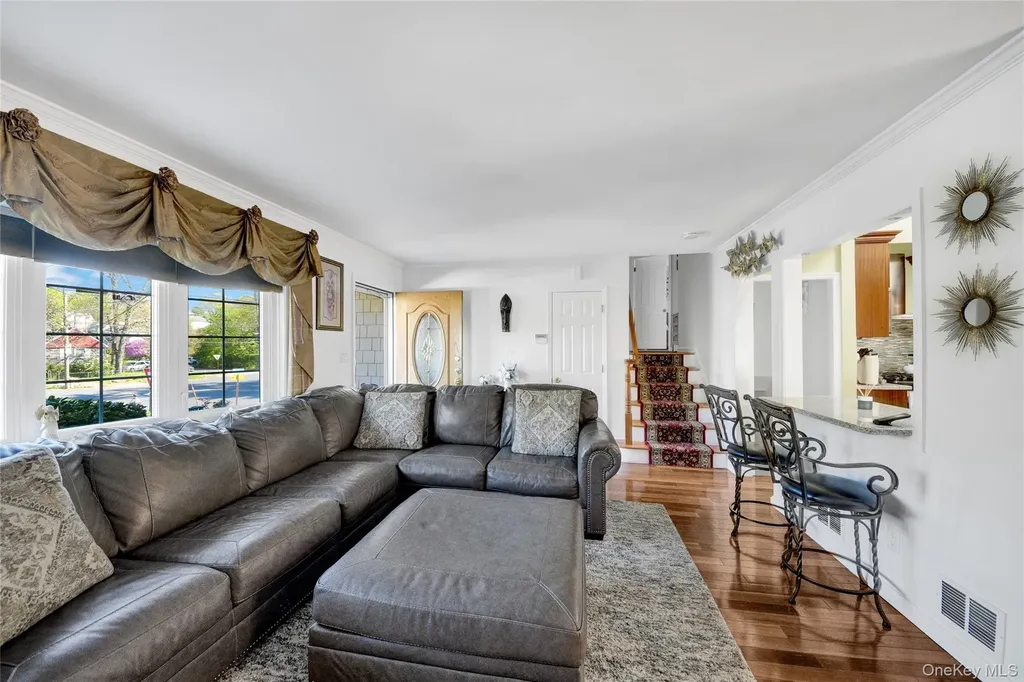 39 Harding Drive New Rochelle NY 10801