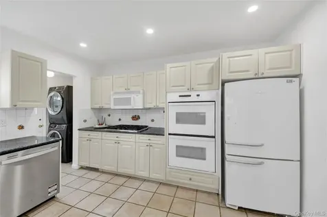 10 Cherry Avenue New Rochelle NY 10801