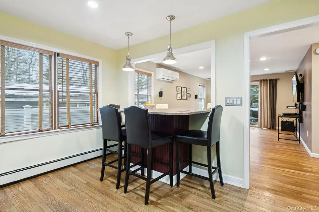 24 Cherry Place Huntington NY 11743