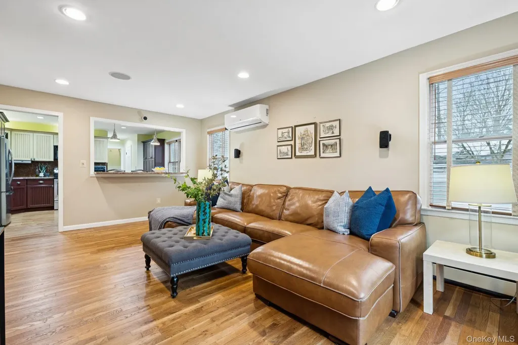 24 Cherry Place Huntington NY 11743