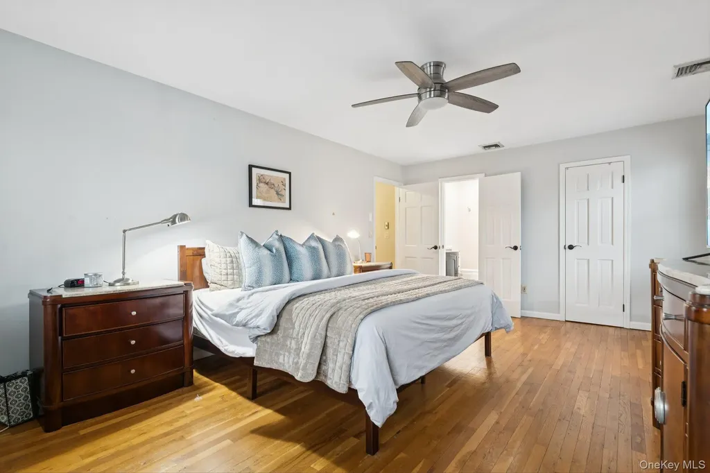24 Cherry Place Huntington NY 11743