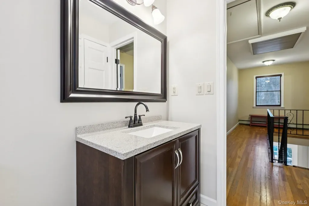 24 Cherry Place Huntington NY 11743